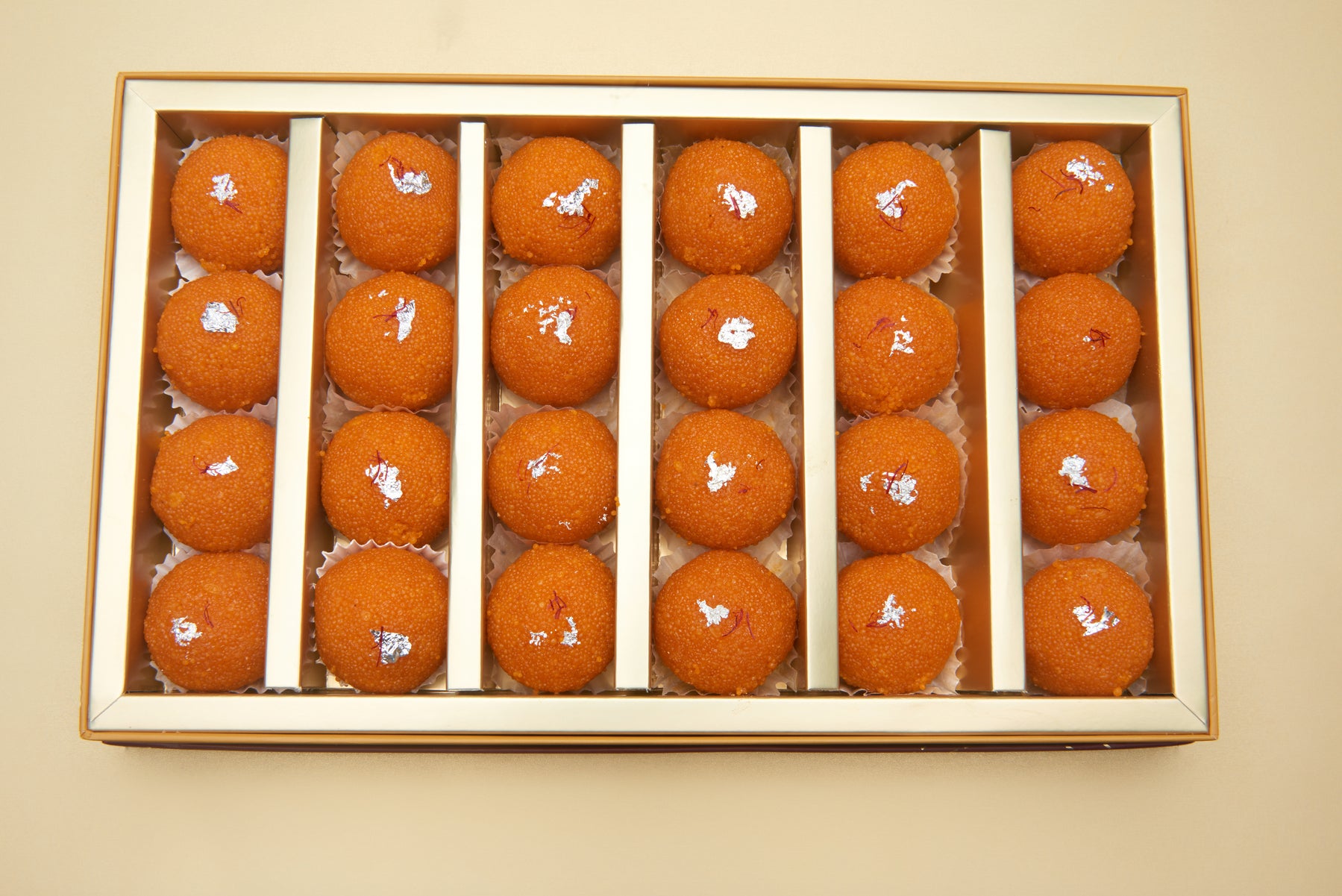 Kanpuri Motichoor Laddoo