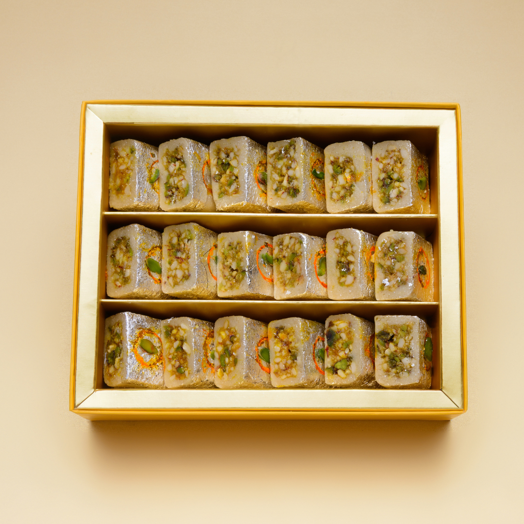 Kaju Saffron Roll