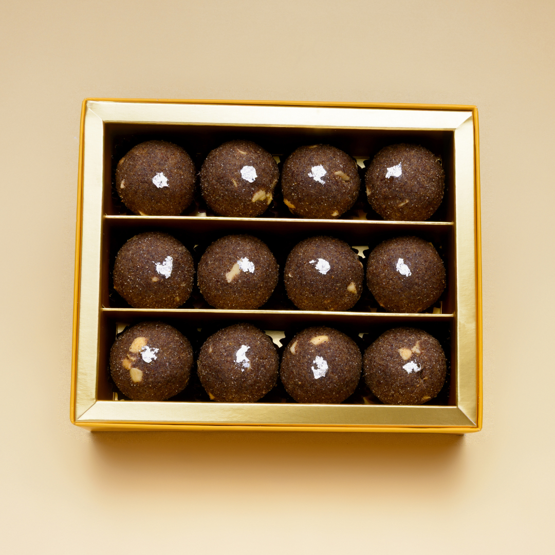 Ragi & Jaggery Laddoo