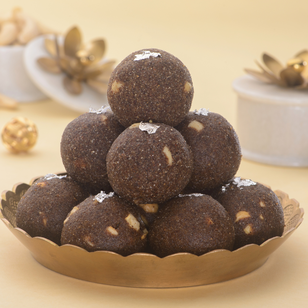 Ragi & Jaggery Laddoo