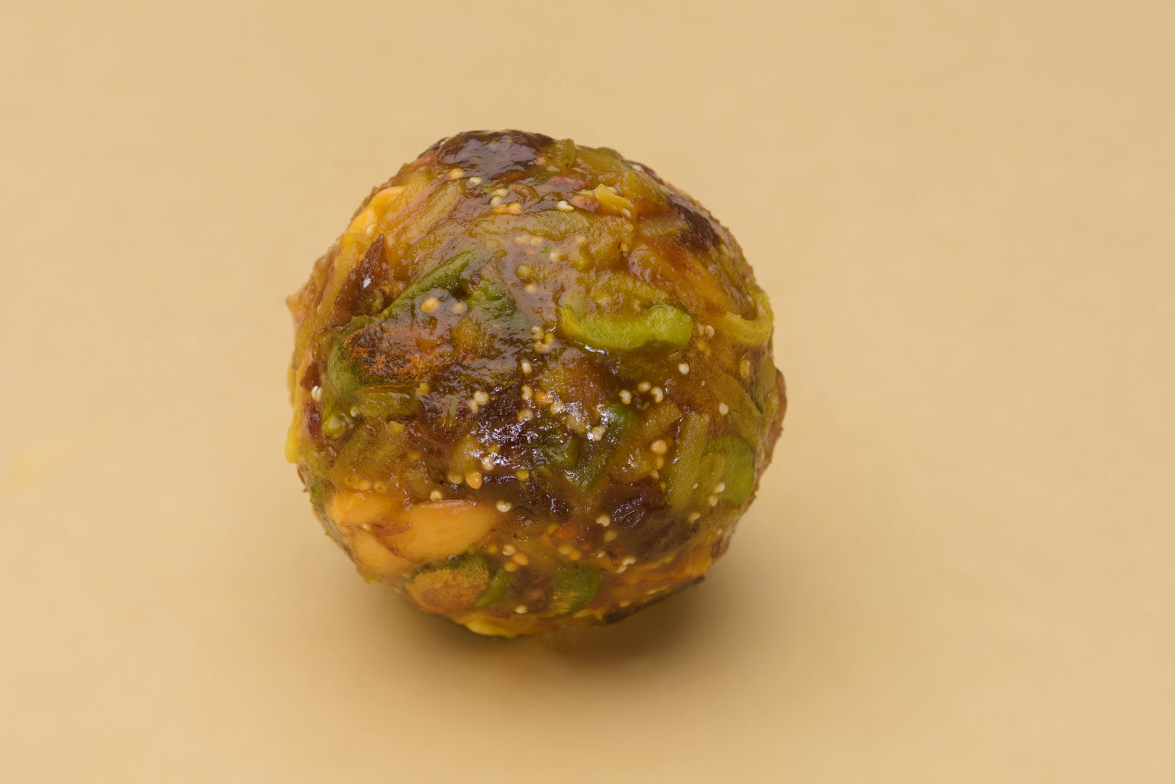 Dry Fruit & Jaggery Laddoo